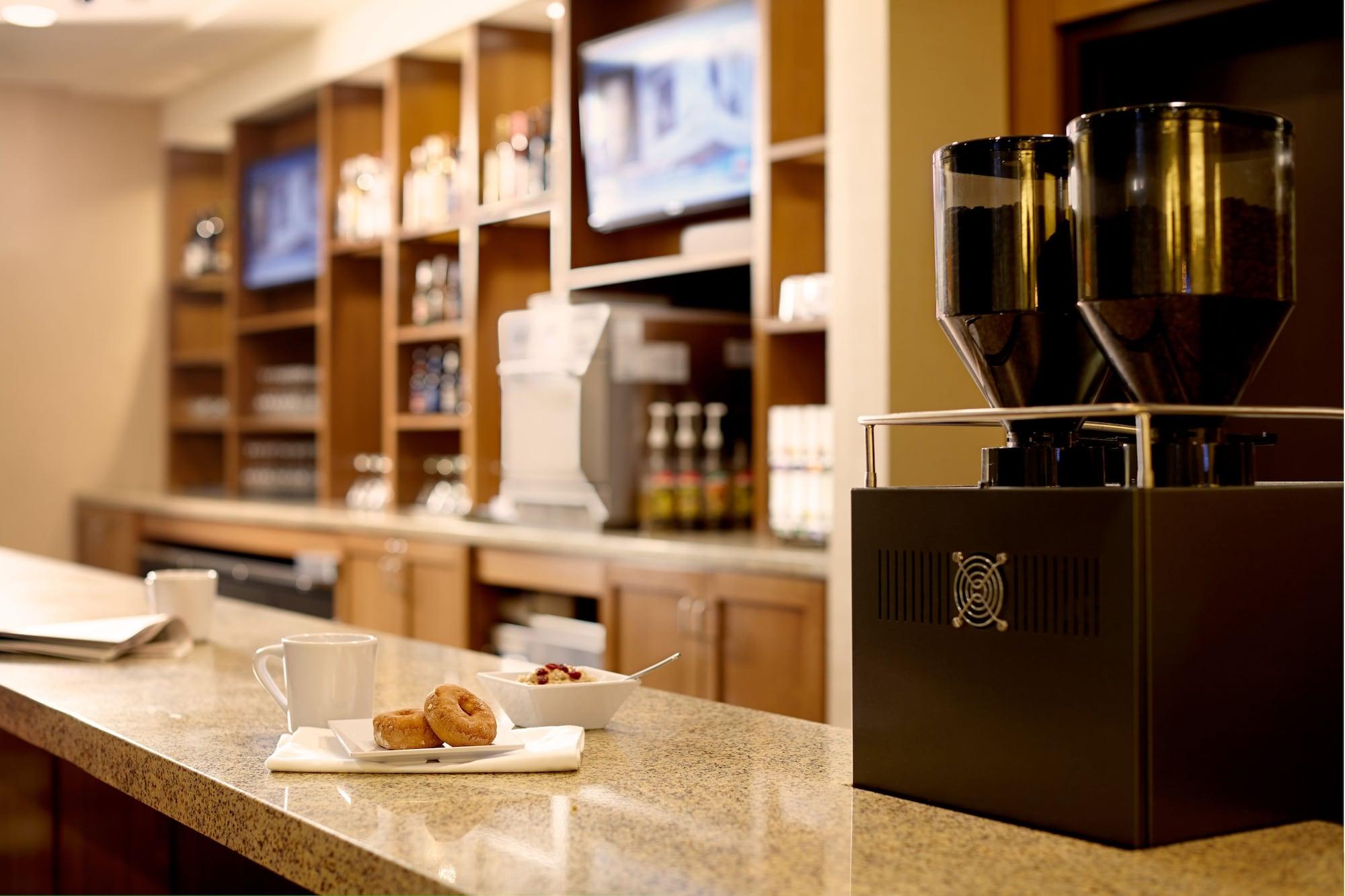 Hyatt Place Mount Pleasant Towne Centre Exteriör bild